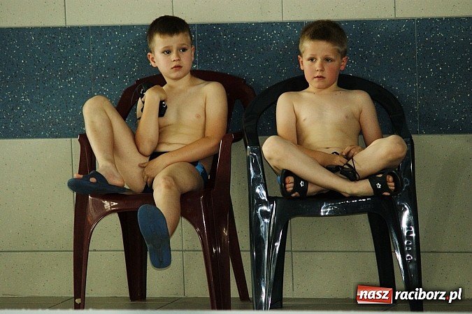 Zdjęcie w galerii na portalu naszraciborz.pl: Integracyjny festiwal pływacki na Dzień Dziecka wiadomości z regionu