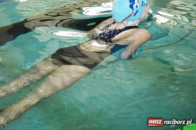 Zdjęcie w galerii na portalu naszraciborz.pl: Integracyjny festiwal pływacki na Dzień Dziecka wiadomości z regionu