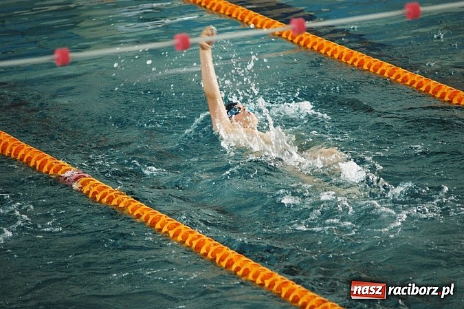 Zdjęcie w galerii na portalu naszraciborz.pl: Integracyjny festiwal pływacki na Dzień Dziecka wiadomości z regionu