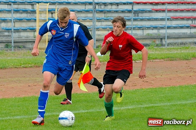 Zdjęcie w galerii na portalu naszraciborz.pl: Nieudana pogoń Unii. Komplet punktów pojechał do Tychów wiadomości z regionu