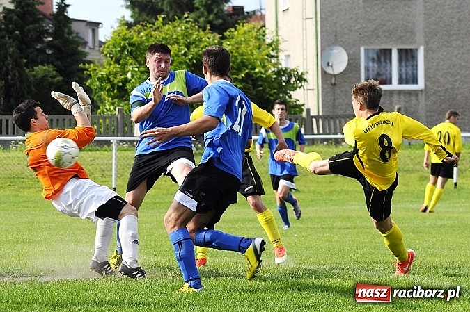 Zdjęcie w galerii na portalu naszraciborz.pl: Zabójcza druga połowa Polonii. Studzienna nadal bez punktów wiadomości z regionu