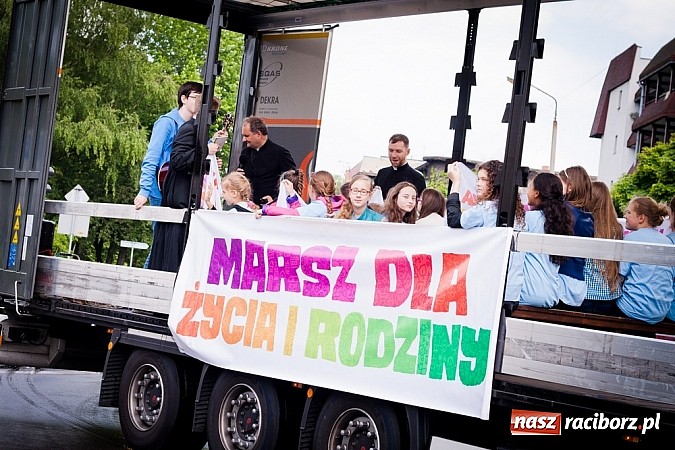 Zdjęcie w galerii na portalu naszraciborz.pl: Raciborski Marsz dla Życia i Rodziny wiadomości z regionu