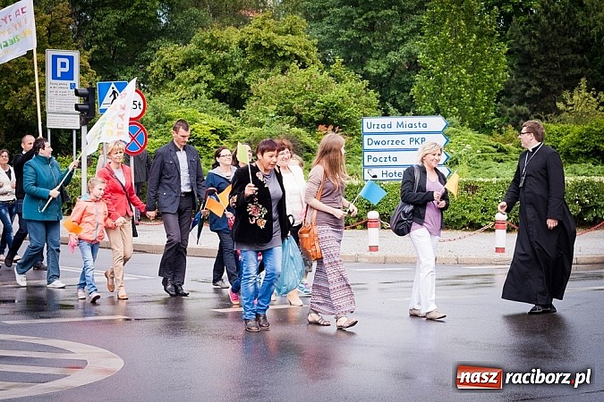 Zdjęcie w galerii na portalu naszraciborz.pl: Raciborski Marsz dla Życia i Rodziny wiadomości z regionu