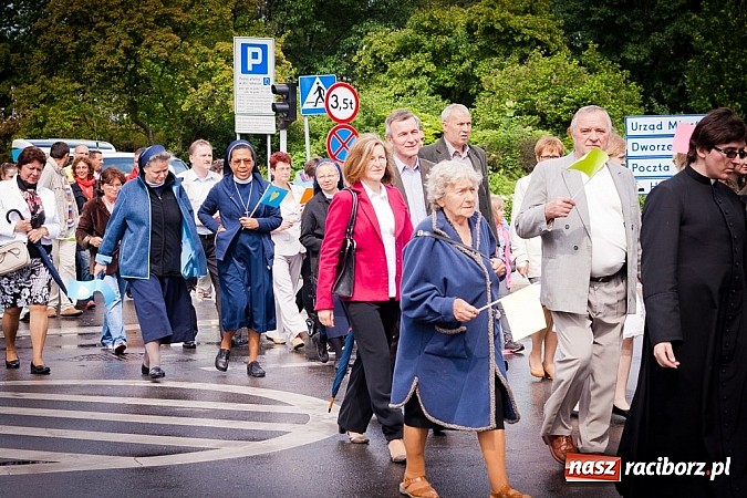 Zdjęcie w galerii na portalu naszraciborz.pl: Raciborski Marsz dla Życia i Rodziny wiadomości z regionu