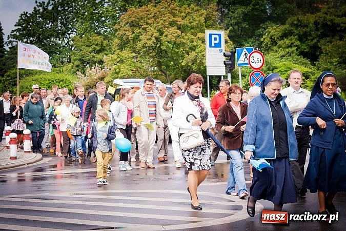 Zdjęcie w galerii na portalu naszraciborz.pl: Raciborski Marsz dla Życia i Rodziny wiadomości z regionu