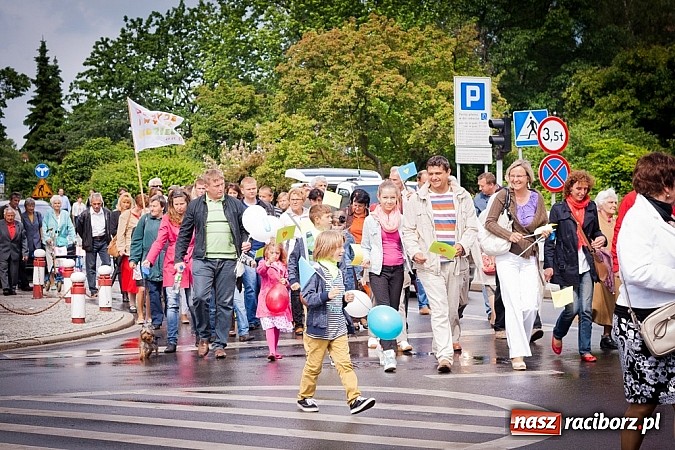 Zdjęcie w galerii na portalu naszraciborz.pl: Raciborski Marsz dla Życia i Rodziny wiadomości z regionu