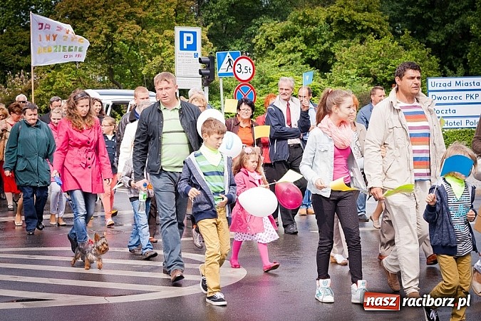 Zdjęcie w galerii na portalu naszraciborz.pl: Raciborski Marsz dla Życia i Rodziny wiadomości z regionu