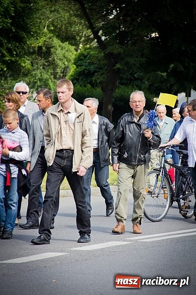 Zdjęcie w galerii na portalu naszraciborz.pl: Raciborski Marsz dla Życia i Rodziny wiadomości z regionu
