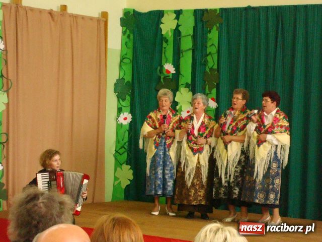 Zdjęcie w galerii na portalu naszraciborz.pl: 110 lat szkoły w Borucinie wiadomości z regionu