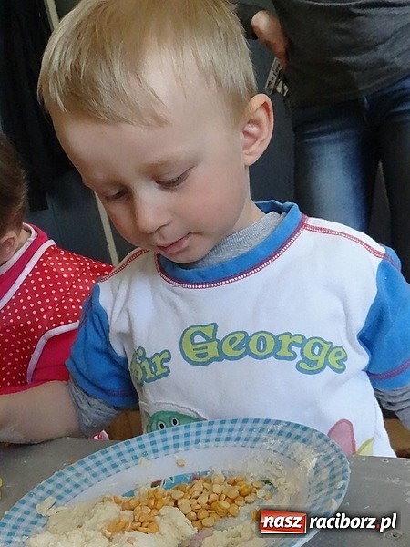 Zdjęcie w galerii na portalu naszraciborz.pl: Majówki grupy Fiku-miku w RCK wiadomości z regionu