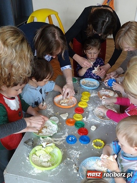 Zdjęcie w galerii na portalu naszraciborz.pl: Majówki grupy Fiku-miku w RCK wiadomości z regionu