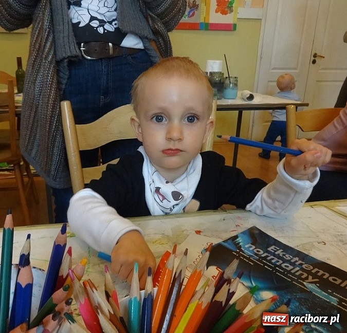 Zdjęcie w galerii na portalu naszraciborz.pl: Majówki grupy Fiku-miku w RCK wiadomości z regionu