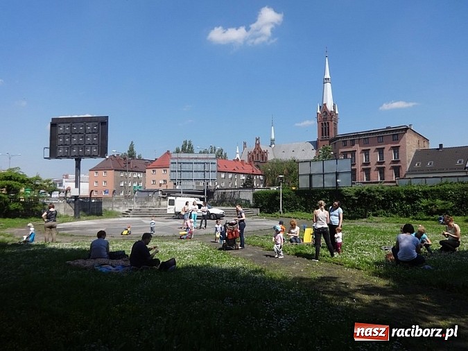 Zdjęcie w galerii na portalu naszraciborz.pl: Majówki grupy Fiku-miku w RCK wiadomości z regionu