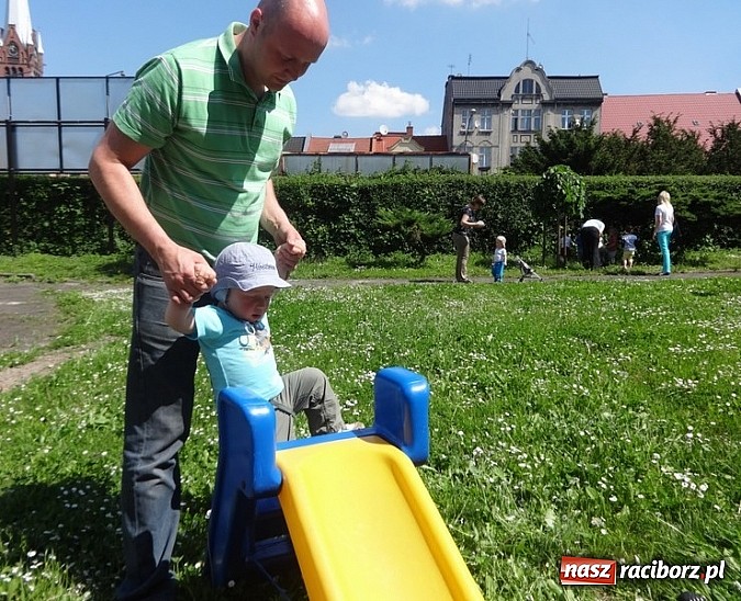 Zdjęcie w galerii na portalu naszraciborz.pl: Majówki grupy Fiku-miku w RCK wiadomości z regionu