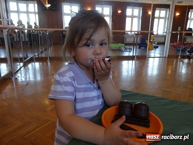 Zdjęcie w galerii na portalu naszraciborz.pl: Majówki grupy Fiku-miku w RCK wiadomości z regionu