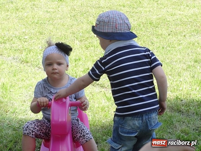 Zdjęcie w galerii na portalu naszraciborz.pl: Majówki grupy Fiku-miku w RCK wiadomości z regionu