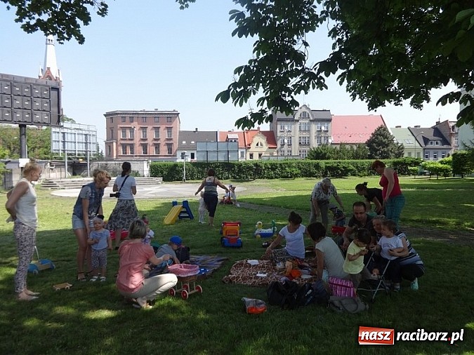 Zdjęcie w galerii na portalu naszraciborz.pl: Majówki grupy Fiku-miku w RCK wiadomości z regionu