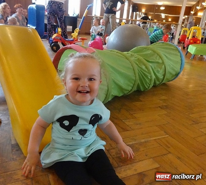 Zdjęcie w galerii na portalu naszraciborz.pl: Majówki grupy Fiku-miku w RCK wiadomości z regionu