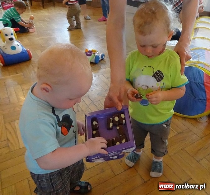 Zdjęcie w galerii na portalu naszraciborz.pl: Majówki grupy Fiku-miku w RCK wiadomości z regionu