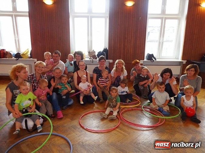 Zdjęcie w galerii na portalu naszraciborz.pl: Majówki grupy Fiku-miku w RCK wiadomości z regionu