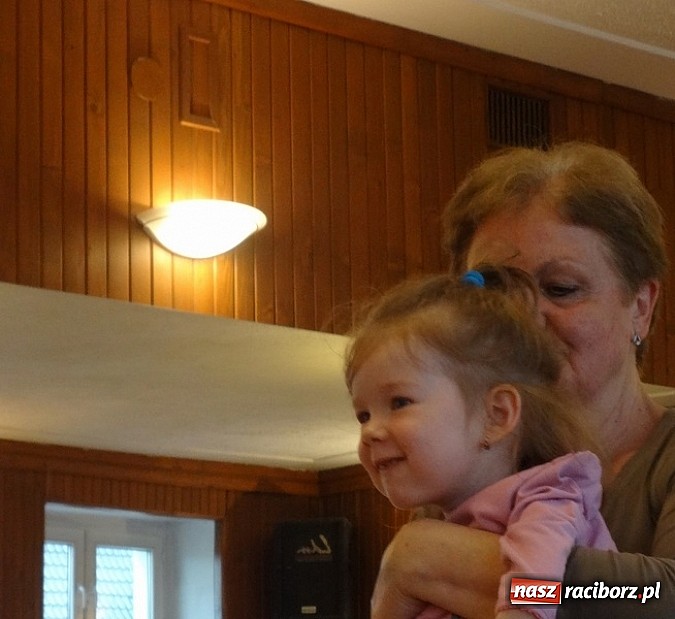 Zdjęcie w galerii na portalu naszraciborz.pl: Majówki grupy Fiku-miku w RCK wiadomości z regionu