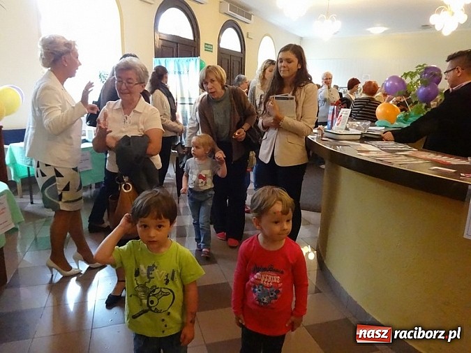 Zdjęcie w galerii na portalu naszraciborz.pl: Majówki grupy Fiku-miku w RCK wiadomości z regionu