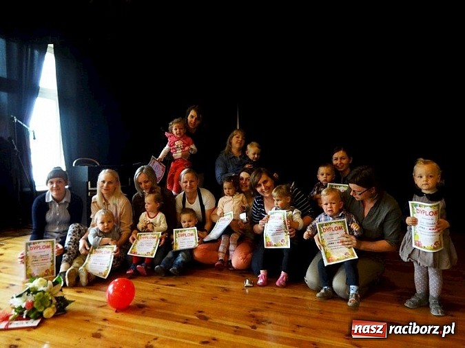 Zdjęcie w galerii na portalu naszraciborz.pl: Majówki grupy Fiku-miku w RCK wiadomości z regionu