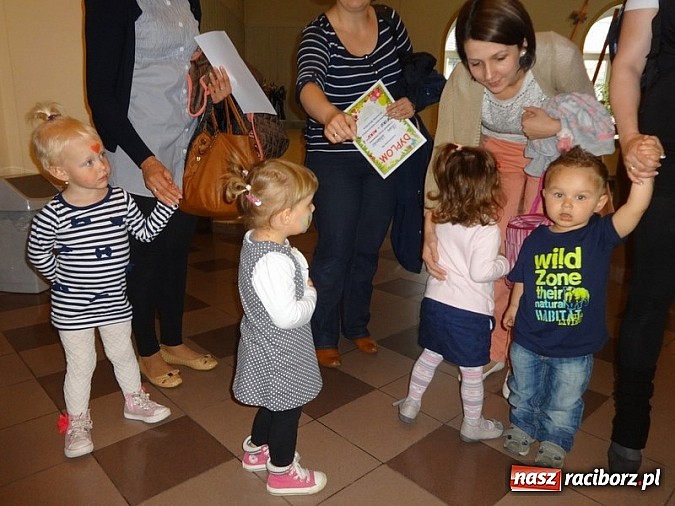 Zdjęcie w galerii na portalu naszraciborz.pl: Majówki grupy Fiku-miku w RCK wiadomości z regionu