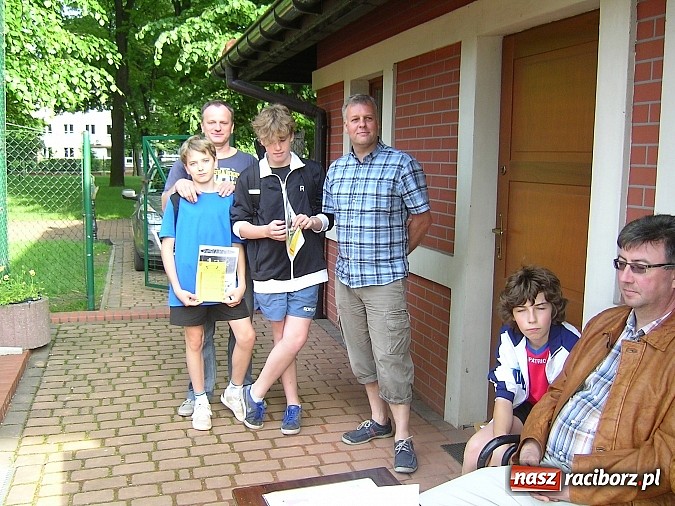 Zdjęcie w galerii na portalu naszraciborz.pl: Tenisowy Dzień Dziecka na korcie w Rafako wiadomości z regionu