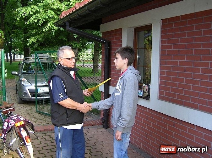 Zdjęcie w galerii na portalu naszraciborz.pl: Tenisowy Dzień Dziecka na korcie w Rafako wiadomości z regionu