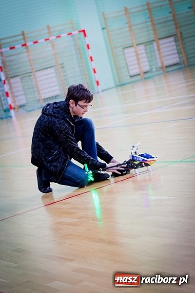 Zdjęcie w galerii na portalu naszraciborz.pl: X Halowe Zawody Szybowc&oacute;w Styropianowych wiadomości z regionu
