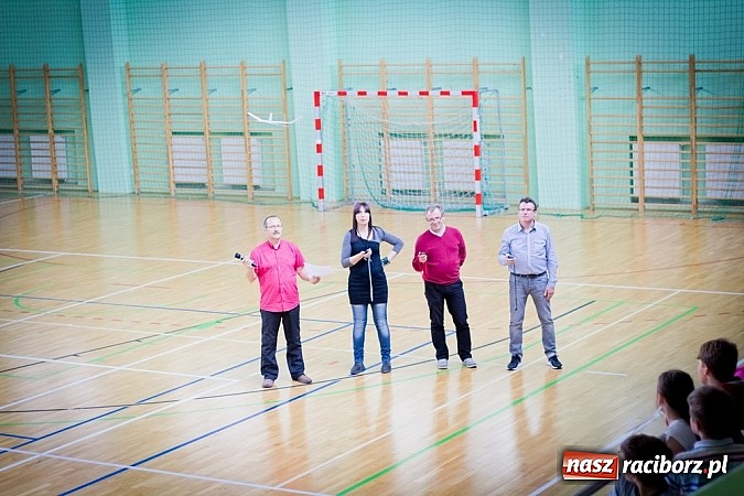 Zdjęcie w galerii na portalu naszraciborz.pl: X Halowe Zawody Szybowc&oacute;w Styropianowych wiadomości z regionu