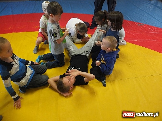 Zdjęcie w galerii na portalu naszraciborz.pl: Łamatorzy propagują zdrowy styl życia wiadomości z regionu