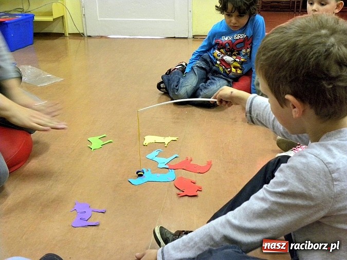 Zdjęcie w galerii na portalu naszraciborz.pl: Język angielski zagościł w bibliotece wiadomości z regionu