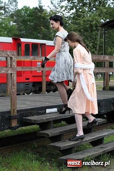 Zdjęcie w galerii na portalu naszraciborz.pl: Rudy szykują się na Industriadę. W weekend odbył się tu pokaz mody retro wiadomości z regionu