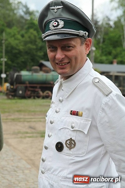 Zdjęcie w galerii na portalu naszraciborz.pl: Rudy szykują się na Industriadę. W weekend odbył się tu pokaz mody retro wiadomości z regionu