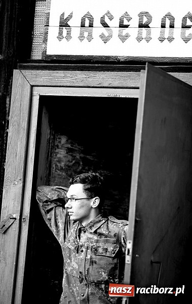 Zdjęcie w galerii na portalu naszraciborz.pl: Rudy szykują się na Industriadę. W weekend odbył się tu pokaz mody retro wiadomości z regionu