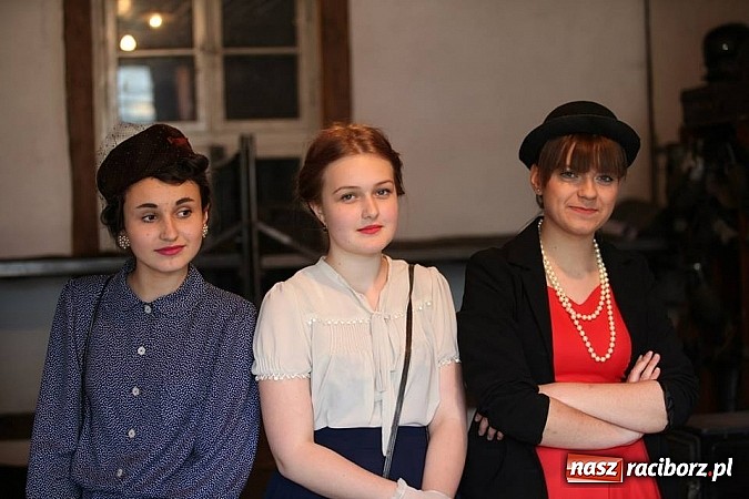 Zdjęcie w galerii na portalu naszraciborz.pl: Rudy szykują się na Industriadę. W weekend odbył się tu pokaz mody retro wiadomości z regionu