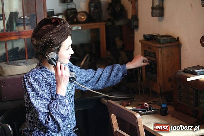 Zdjęcie w galerii na portalu naszraciborz.pl: Rudy szykują się na Industriadę. W weekend odbył się tu pokaz mody retro wiadomości z regionu