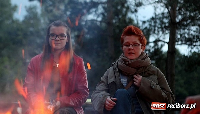 Zdjęcie w galerii na portalu naszraciborz.pl: Rudy szykują się na Industriadę. W weekend odbył się tu pokaz mody retro wiadomości z regionu