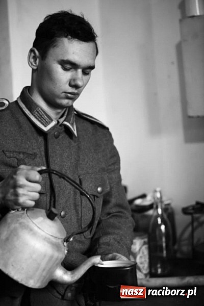 Zdjęcie w galerii na portalu naszraciborz.pl: Rudy szykują się na Industriadę. W weekend odbył się tu pokaz mody retro wiadomości z regionu