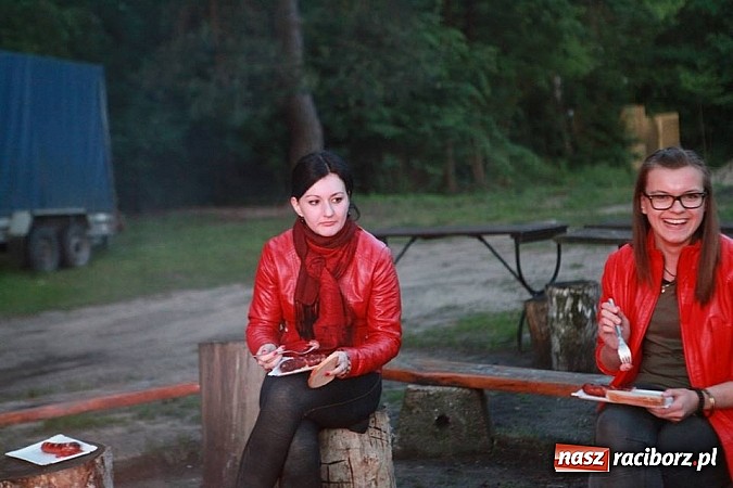 Zdjęcie w galerii na portalu naszraciborz.pl: Rudy szykują się na Industriadę. W weekend odbył się tu pokaz mody retro wiadomości z regionu