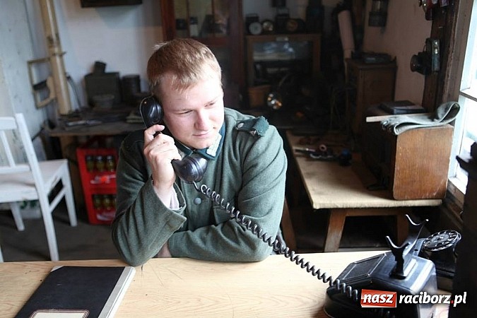 Zdjęcie w galerii na portalu naszraciborz.pl: Rudy szykują się na Industriadę. W weekend odbył się tu pokaz mody retro wiadomości z regionu