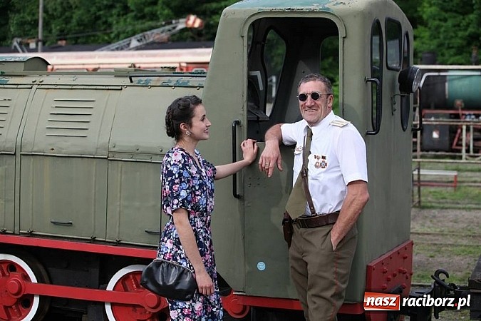 Zdjęcie w galerii na portalu naszraciborz.pl: Rudy szykują się na Industriadę. W weekend odbył się tu pokaz mody retro wiadomości z regionu