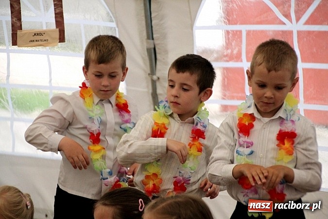 Zdjęcie w galerii na portalu naszraciborz.pl: W Wojnowicach bawili się na festynie szkolnym wiadomości z regionu