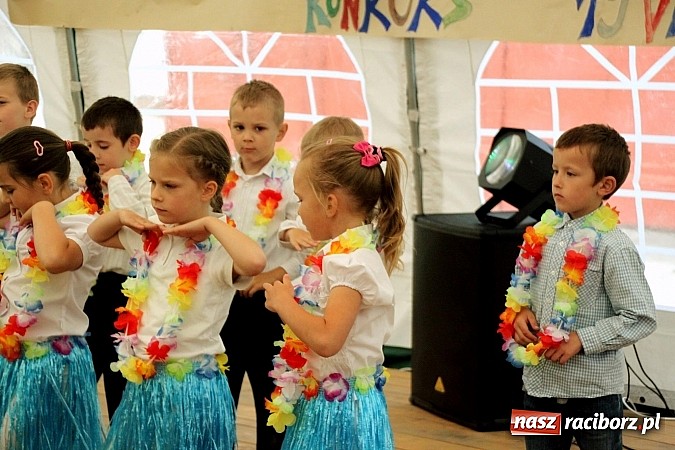 Zdjęcie w galerii na portalu naszraciborz.pl: W Wojnowicach bawili się na festynie szkolnym wiadomości z regionu