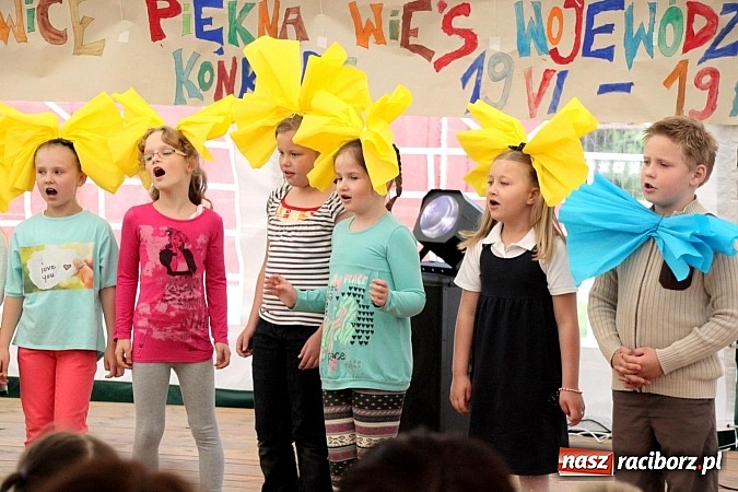 Zdjęcie w galerii na portalu naszraciborz.pl: W Wojnowicach bawili się na festynie szkolnym wiadomości z regionu