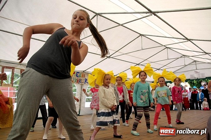 Zdjęcie w galerii na portalu naszraciborz.pl: W Wojnowicach bawili się na festynie szkolnym wiadomości z regionu