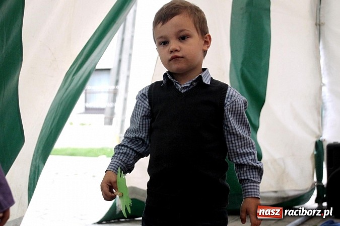 Zdjęcie w galerii na portalu naszraciborz.pl: W Wojnowicach bawili się na festynie szkolnym wiadomości z regionu