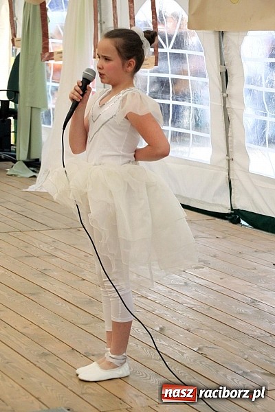 Zdjęcie w galerii na portalu naszraciborz.pl: W Wojnowicach bawili się na festynie szkolnym wiadomości z regionu